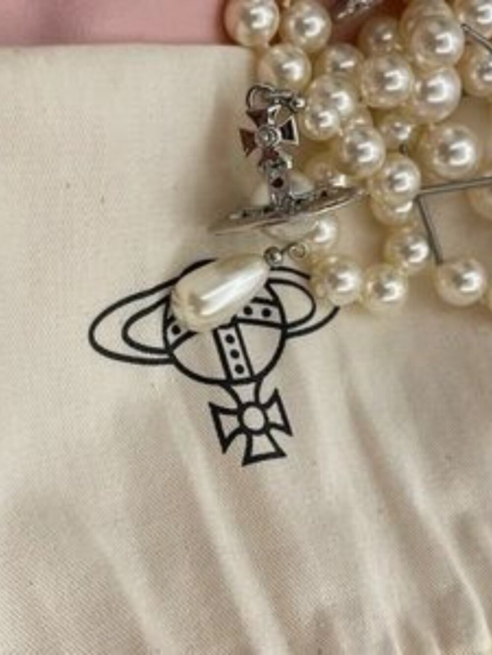 AUTH-Vivienne Westwood Broken pearl necklace - Picture 5 of 5